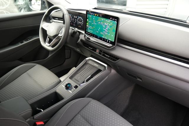 VW T-Roc Life Wolf Grey 