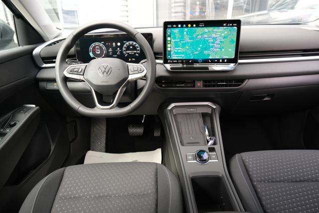 VW T-Roc Life Wolf Grey 