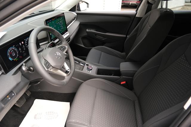 VW T-Roc Life Wolf Grey 