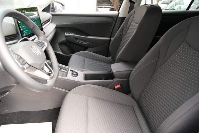 VW T-Roc Life Wolf Grey 