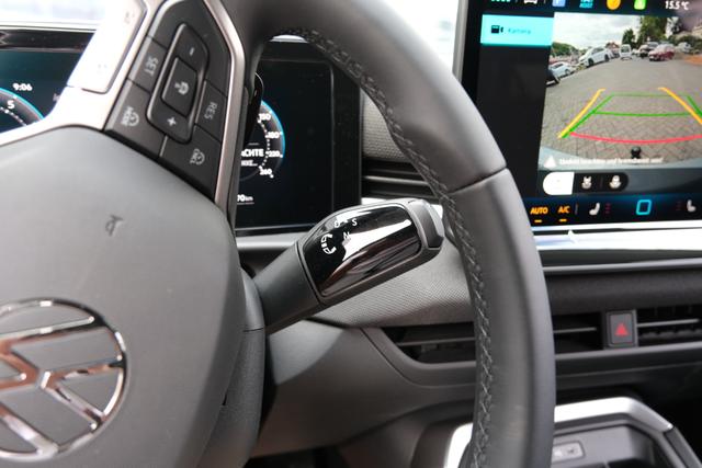 VW T-Roc Life Wolf Grey 