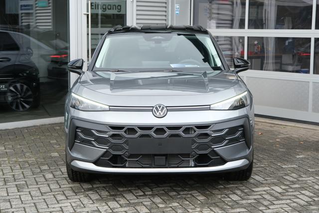 VW T-Roc Life Wolf Grey 
