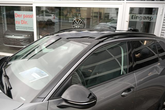 VW T-Roc Life Wolf Grey 