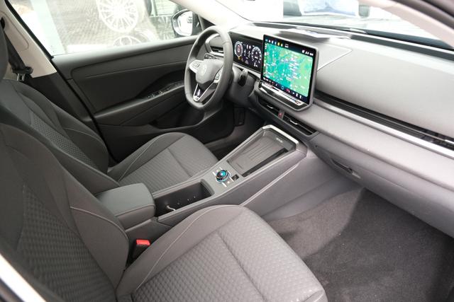 Volkswagen T-Roc 1.5 eTSI Life DSG AHK ACC LED App-Navi Totwinkelassistent 