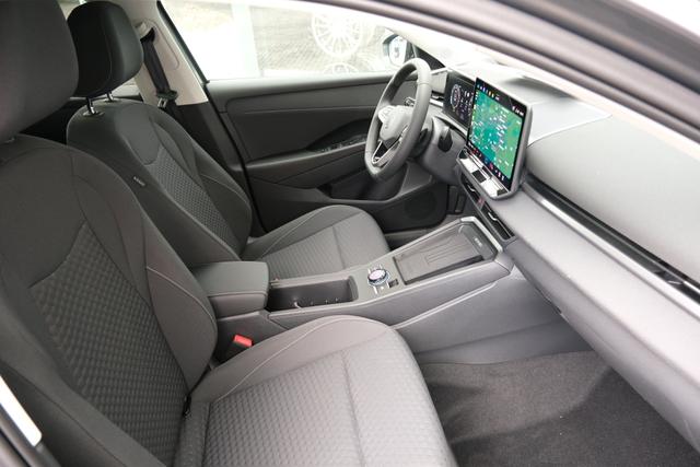 Volkswagen T-Roc 1.5 eTSI Life DSG AHK ACC LED App-Navi Totwinkelassistent 