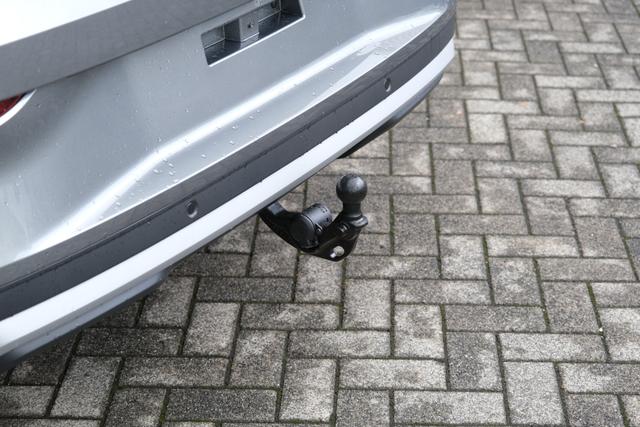 Volkswagen T-Roc 1.5 eTSI Life DSG AHK ACC LED App-Navi Totwinkelassistent 