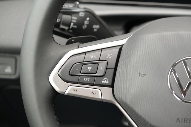 Volkswagen T-Roc 1.5 eTSI Life DSG AHK ACC LED App-Navi Totwinkelassistent 