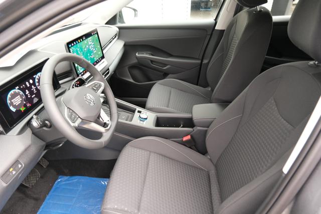 Volkswagen T-Roc 1.5 eTSI Life DSG AHK ACC LED App-Navi Totwinkelassistent 