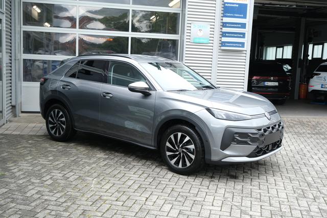 VW T-Roc Life Wolf Grey 