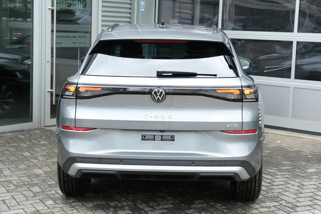 VW T-Roc Life Wolf Grey 