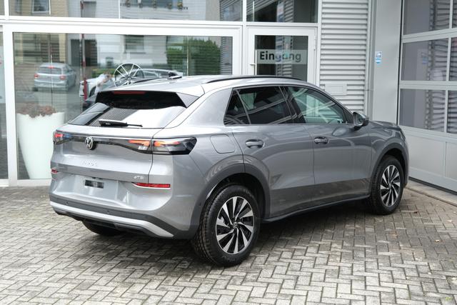 VW T-Roc Life Wolf Grey 