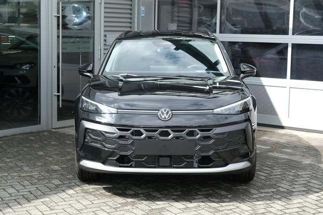 VW T-Roc Life Grenadillschwarz 