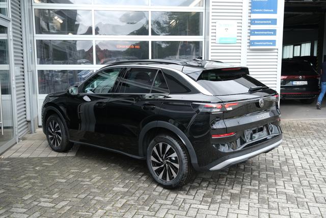VW T-Roc Life Grenadillschwarz 