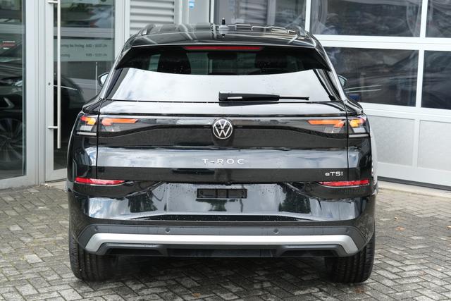 VW T-Roc Life Grenadillschwarz 