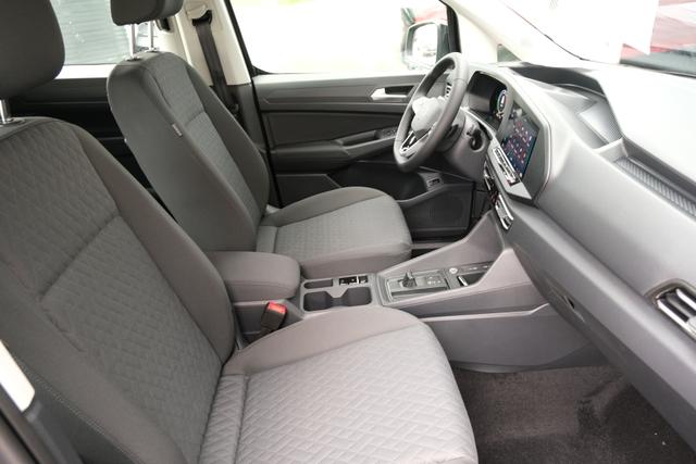VW Caddy eHybrid Deep Black 