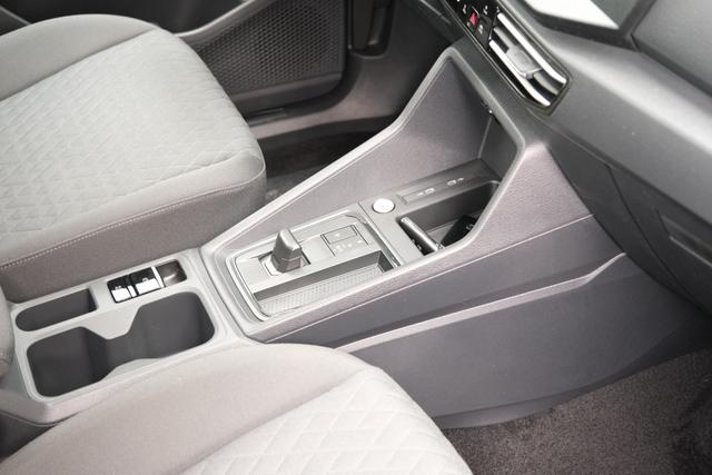 VW Caddy eHybrid Deep Black 