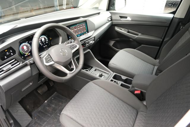 VW Caddy eHybrid Deep Black 