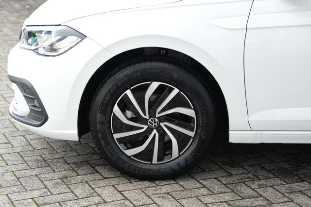 VW Polo Life Candy Wei&szlig;
