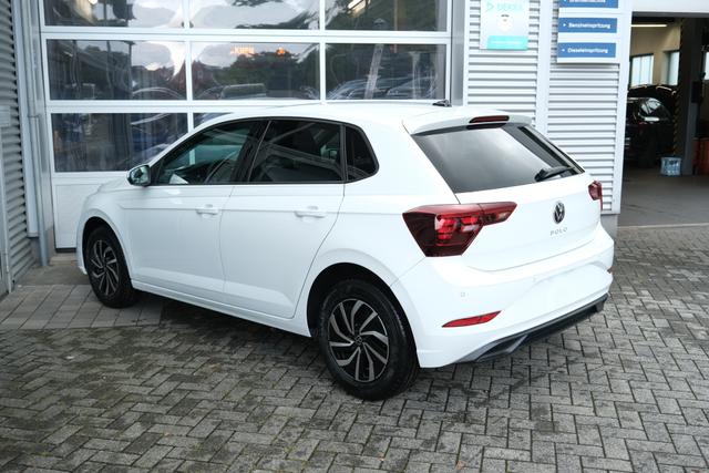 VW Polo Life Candy Wei&szlig;