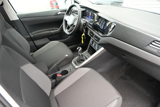 VW Polo Life Candy Wei&szlig;