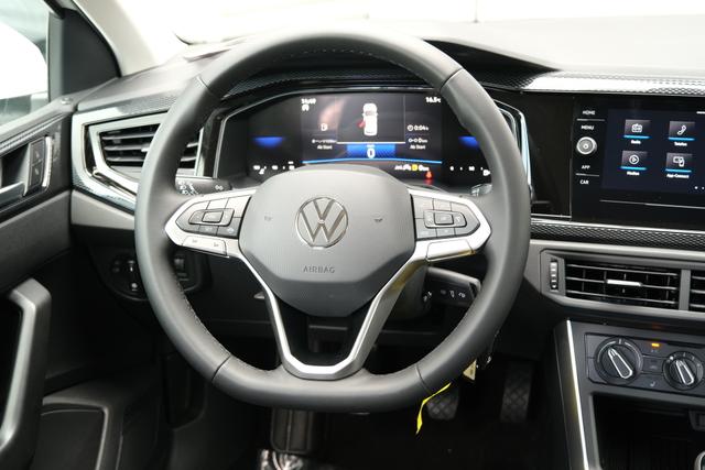 VW Polo Life Candy Wei&szlig;