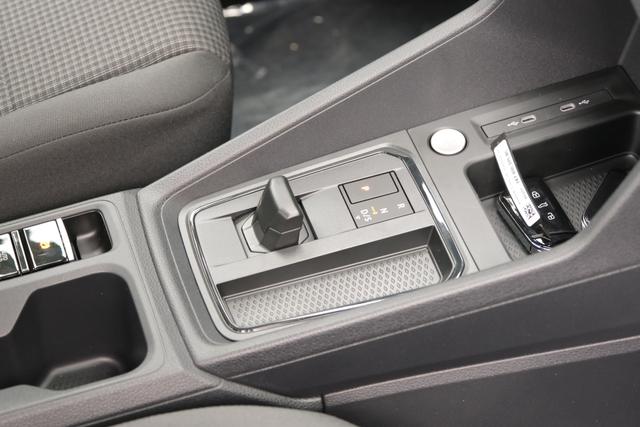 Caddy eHybrid Indium Grau 