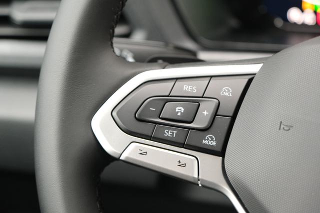 Caddy eHybrid Indium Grau 