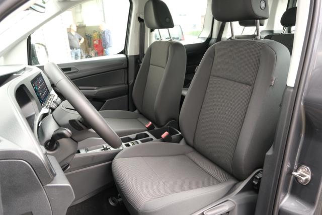 Caddy eHybrid Indium Grau 