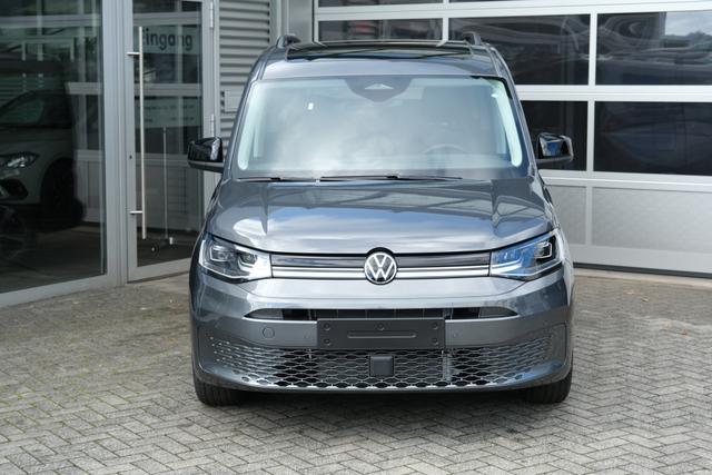 VW Caddy Dark Label eHybrid 