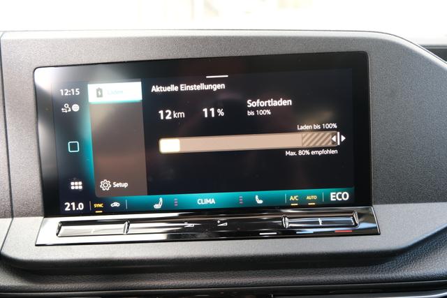VW Caddy Dark Label eHybrid 