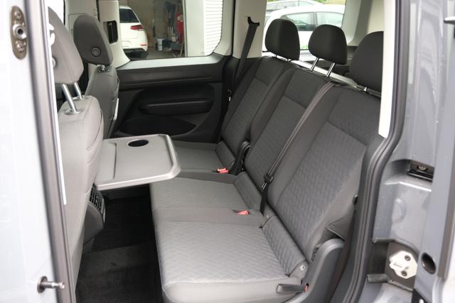 VW Caddy Dark Label eHybrid 