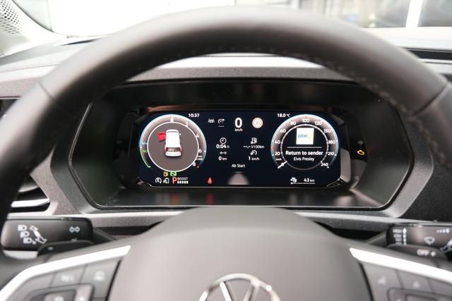 VW Caddy Dark Label eHybrid 