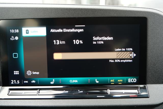 VW Caddy Dark Label eHybrid 