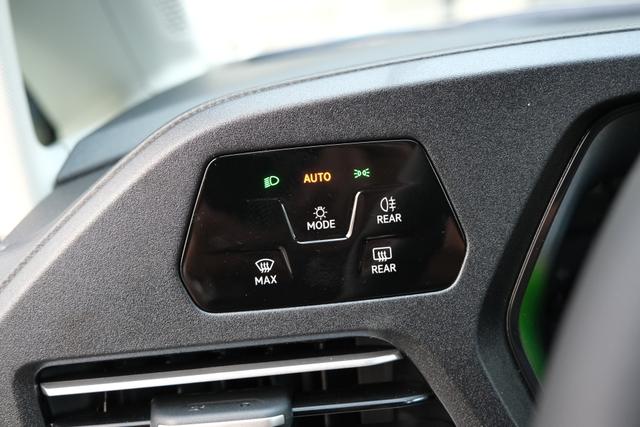 VW Caddy eHybrid Pure White 