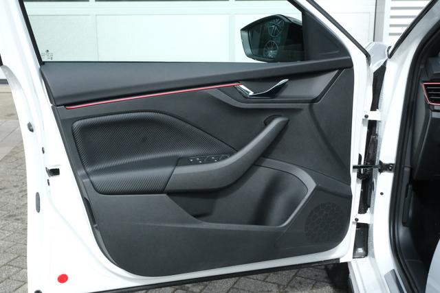 Skoda Kamiq Monte Carlo Weiß 