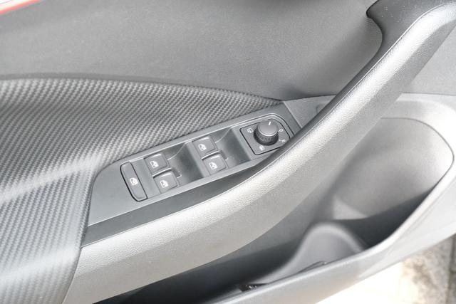 Skoda Kamiq Monte Carlo Weiß 