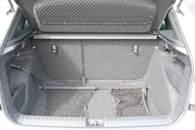 Skoda Kamiq Monte Carlo Weiß 