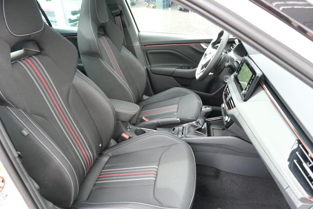 Skoda Kamiq Monte Carlo Weiß 