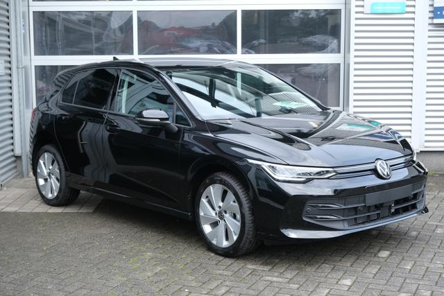 VW Golf eTSI Schwarz 