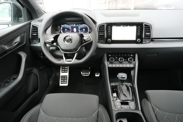 Skoda Karoq Sportline Stahl Grau 