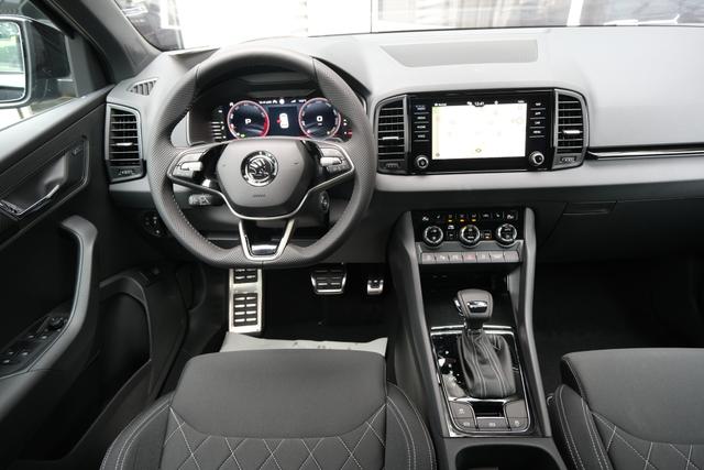 Skoda Karoq Sportline Schwarz 