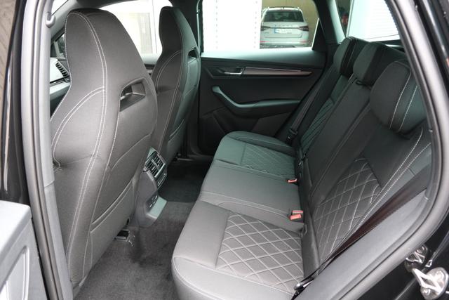 Skoda Karoq Sportline Schwarz 