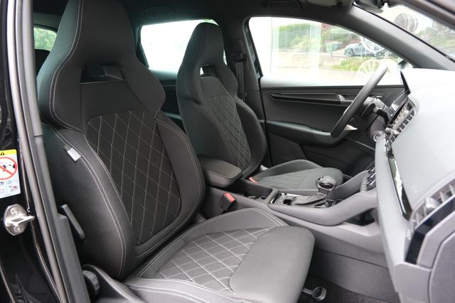 Skoda Karoq Sportline Schwarz 