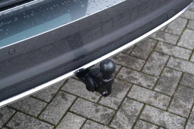 Skoda Karoq Sportline Graphite Grau 