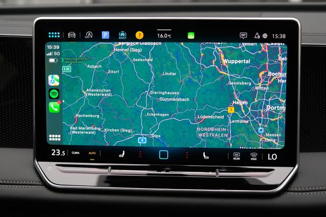 Volkswagen Tiguan 1.5 eTSI DSG Life AHK LED Plus Side-Assist elektr. Heckklappe 