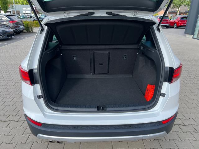 Seat / Ateca / Weiß / / / Ateca 2.0 TDI Xcellence 4Drive AHK+Navi+Kamera