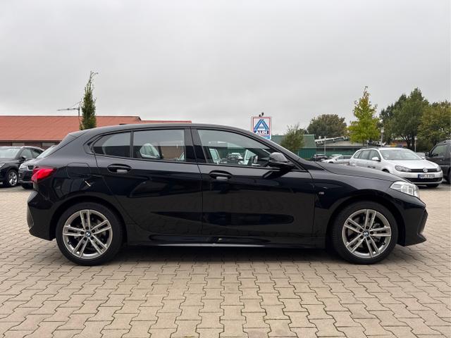 BMW / 1er / Schwarz / / / M Sport Steptronic LED+Navi
