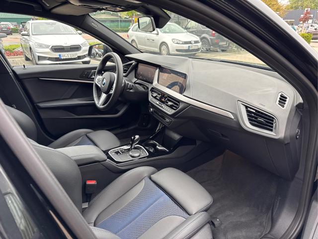 BMW / 1er / Schwarz / / / M Sport Steptronic LED+Navi