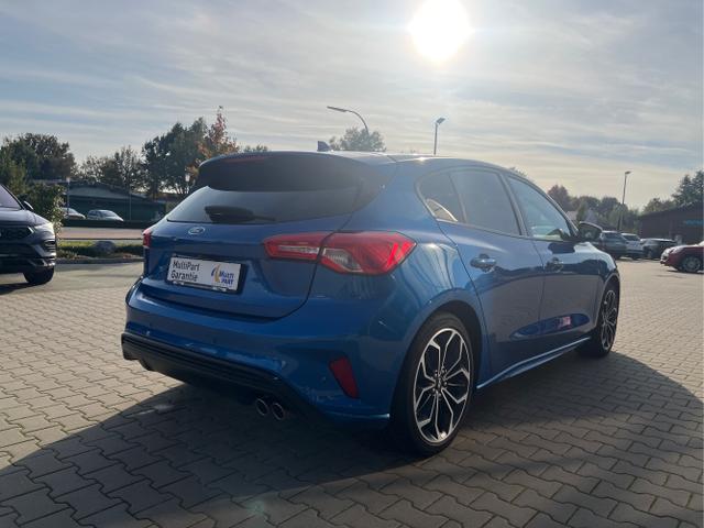 Ford / Focus / Blau / / / Focus 1.5 EcoBoost ST-Line LED+SHZ+Navi