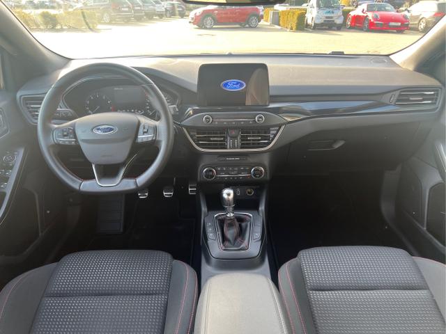 Ford / Focus / Blau / / / Focus 1.5 EcoBoost ST-Line LED+SHZ+Navi